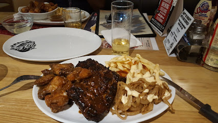Diamond Peak Spur Halaal plated ribs, sauced wings and loaded fries