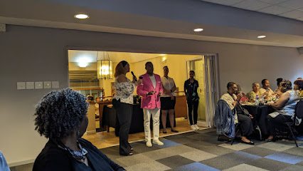 Guests speaking during a Westlake Golf Club Restaurant dinner event